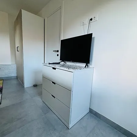 Karin Apartment *