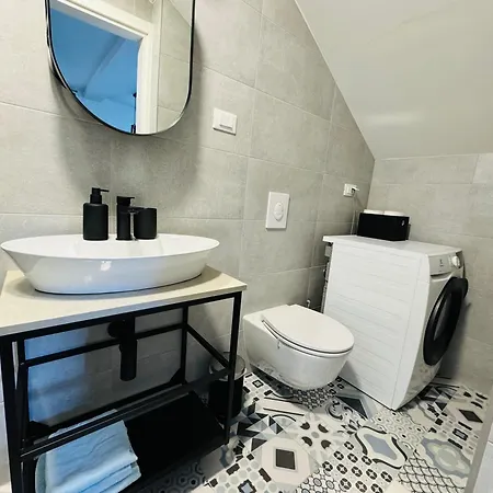 Karin Apartment Trviz